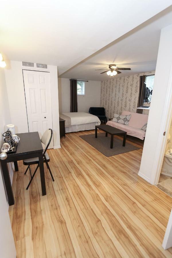 Cedar Drive Inn Crysler Dış mekan fotoğraf