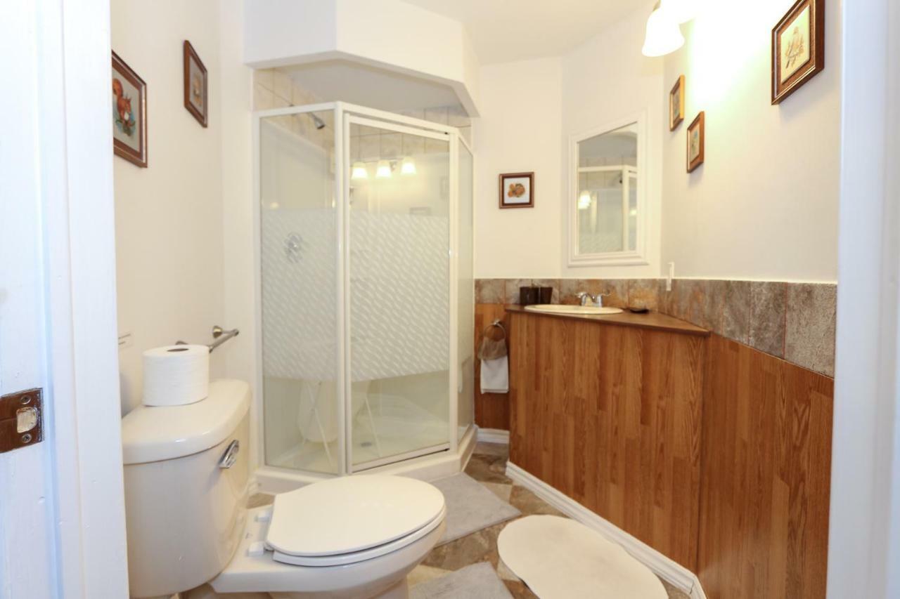 Cedar Drive Inn Crysler Dış mekan fotoğraf
